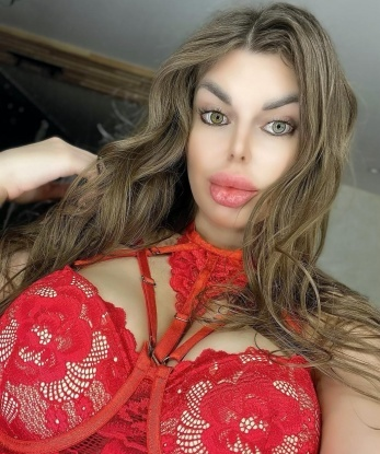 Арина, 23 года, 5 размер груди